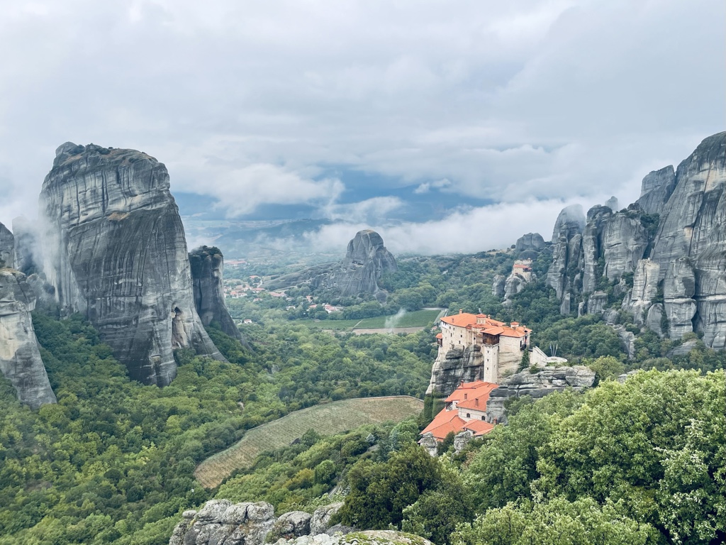 And this view is why they like to watch from there.