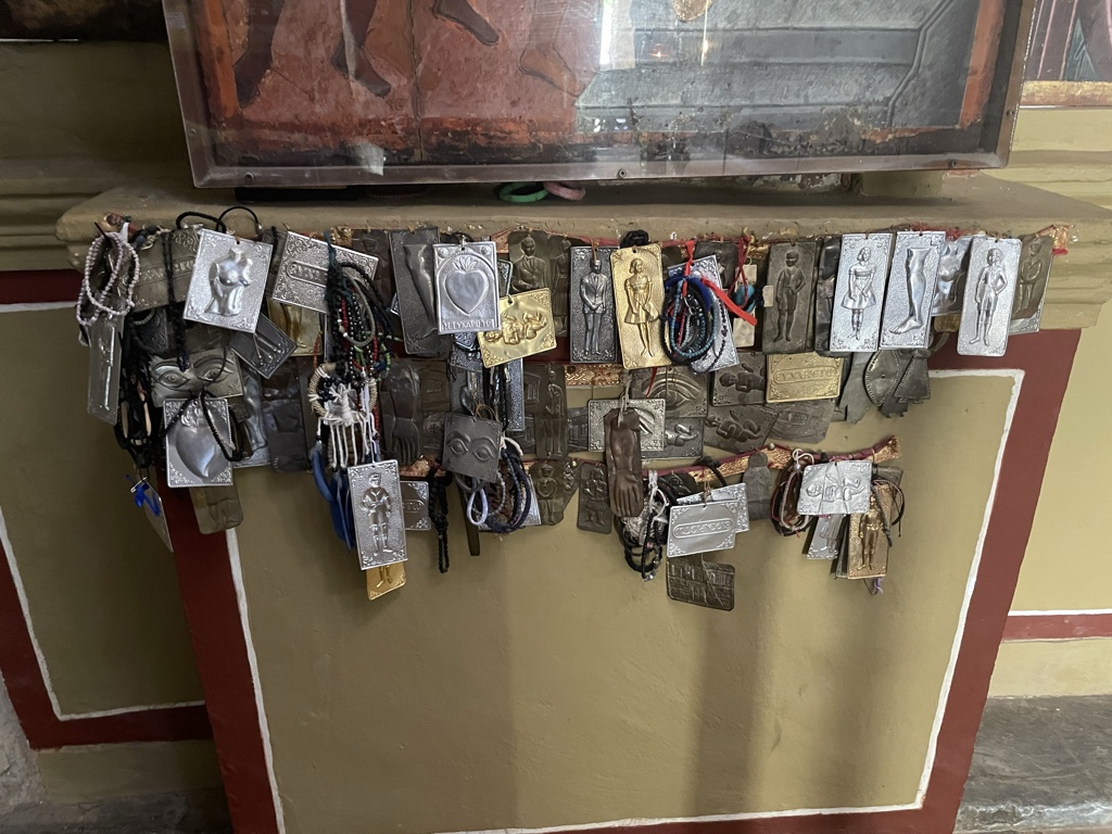 Charms to bring health to specific body parts.