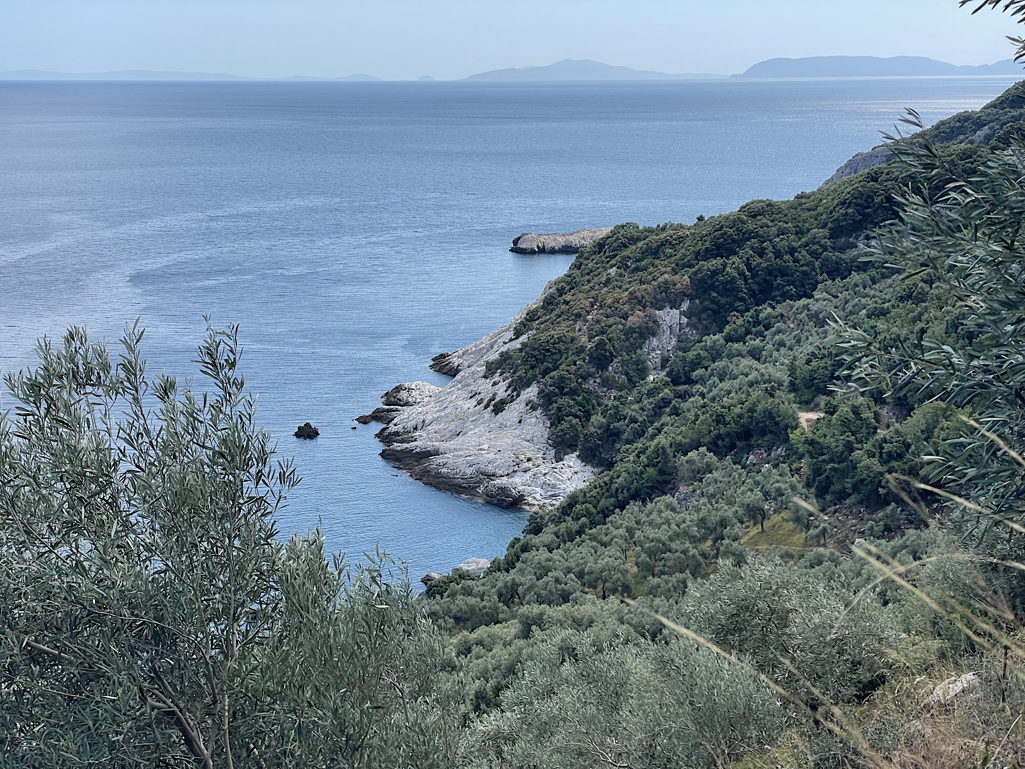 The islands of the Sporades are visible to the right. I think we’re looking at Skiathos and Skopelos.