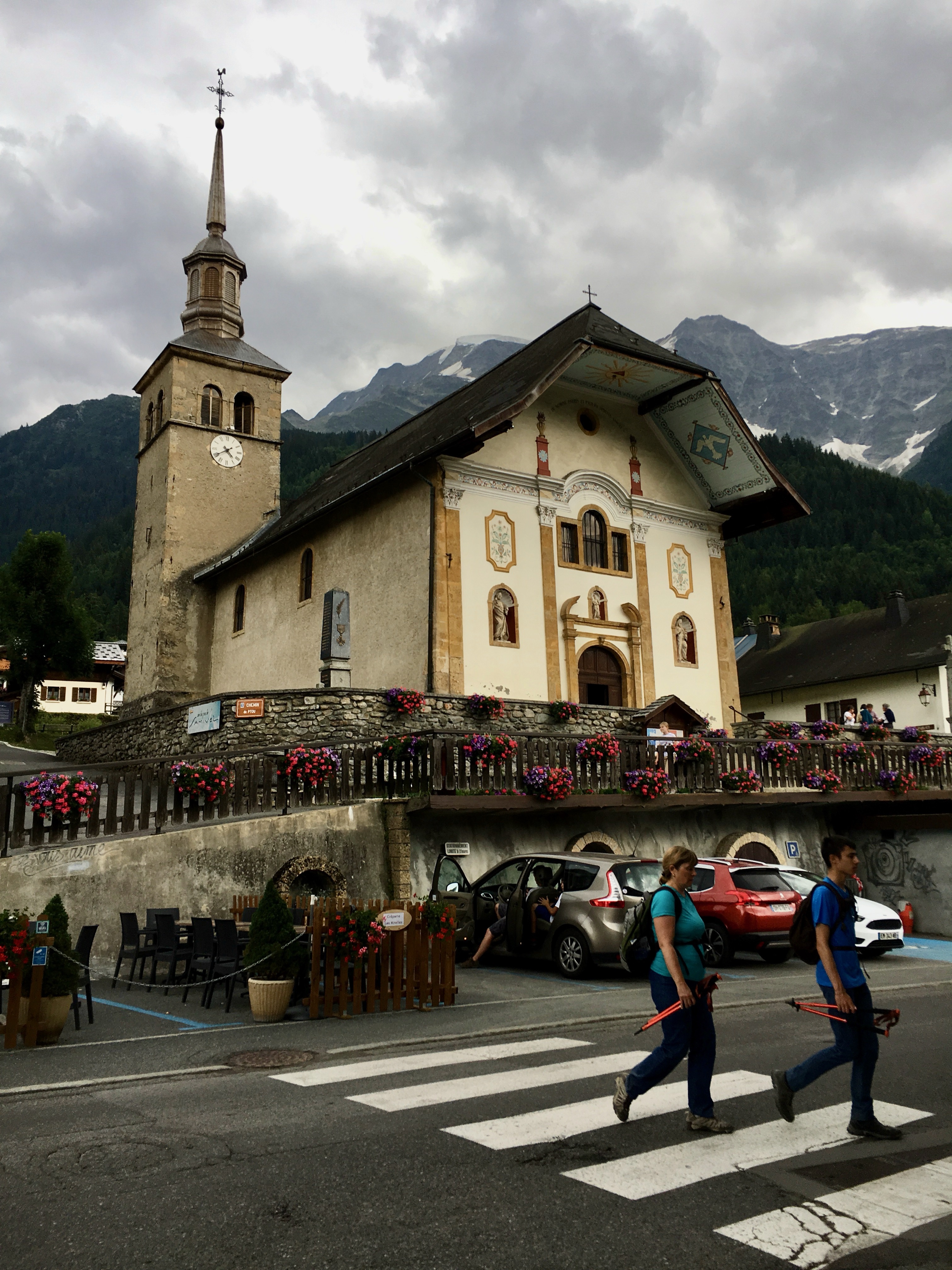 We finished today’s stage in the ski town Les Contamines.