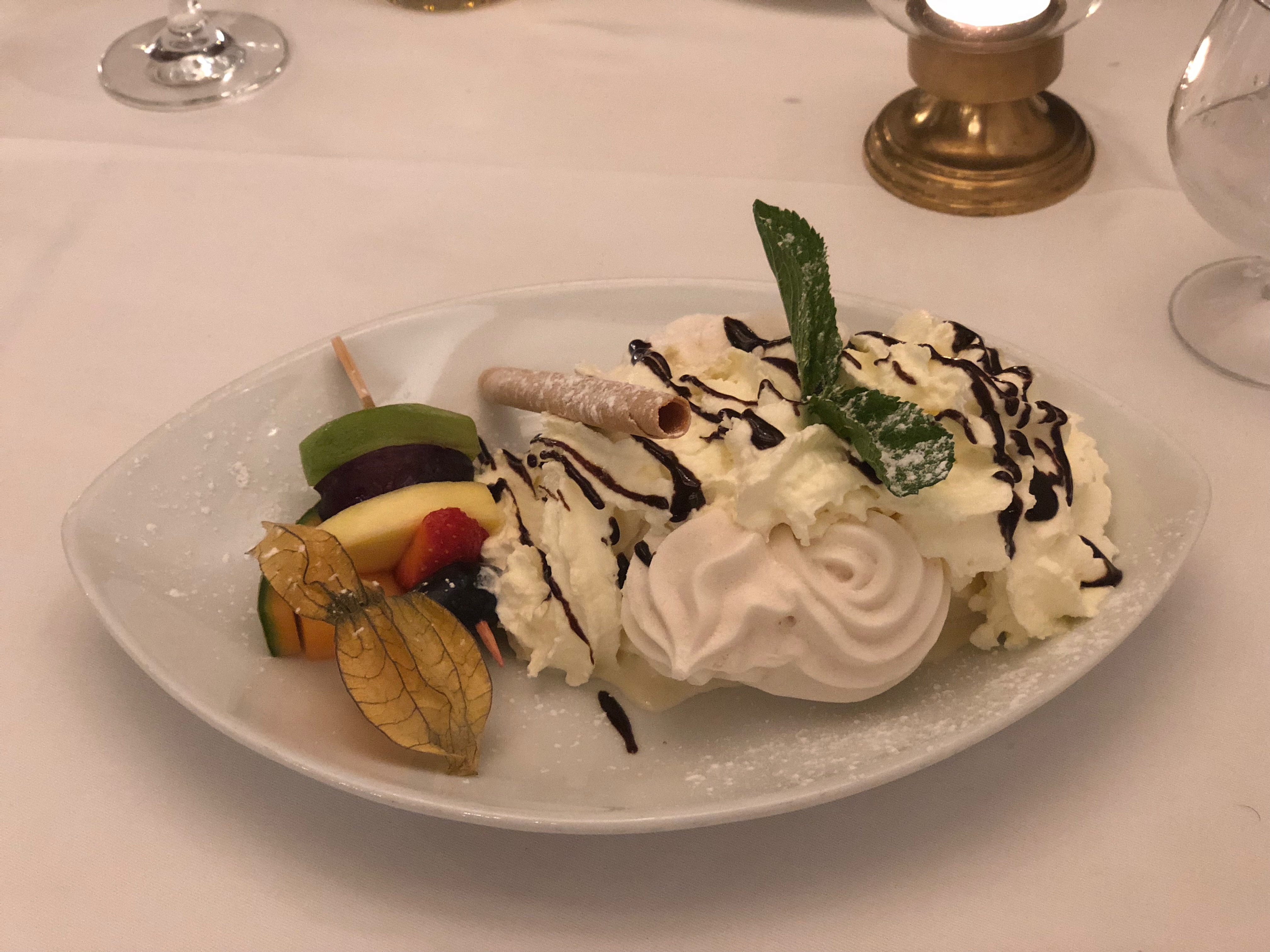 Meringue. What I didn’t know and learned later is that meringue glacée is a classic dish of the Bernese Oberland. Also that there is a thing known as the Bernese Oberland, which we really got to know on the Via Alpina in 2022.