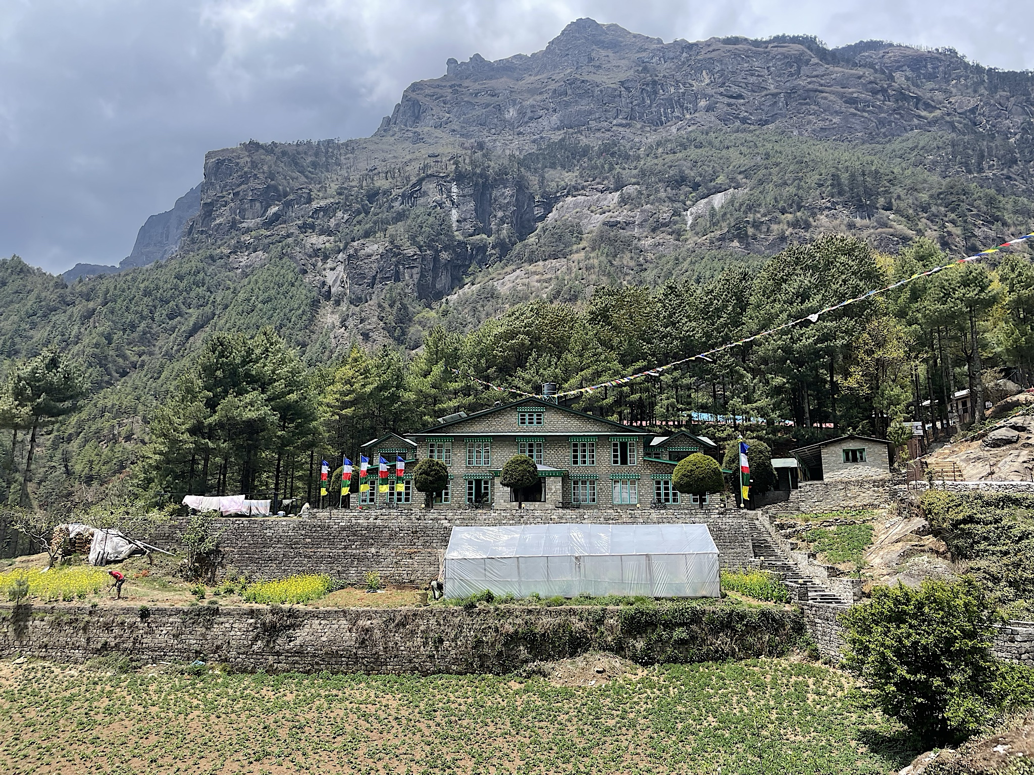 Monjo Mountain Lodge.